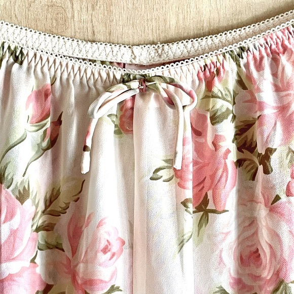 Sheer Floral Pajama Pants Rose Print NWOT Women’s M Loungewear Sleepwear - Picture 2 of 7